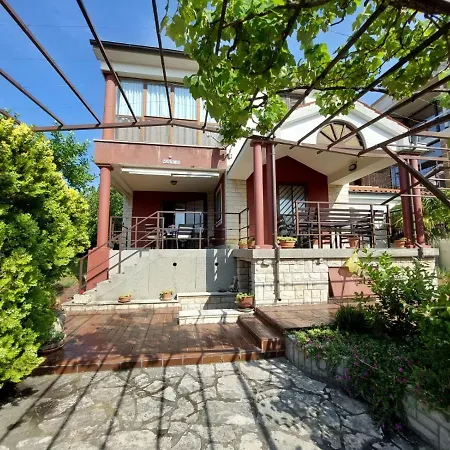 Apartament Garden Premantura