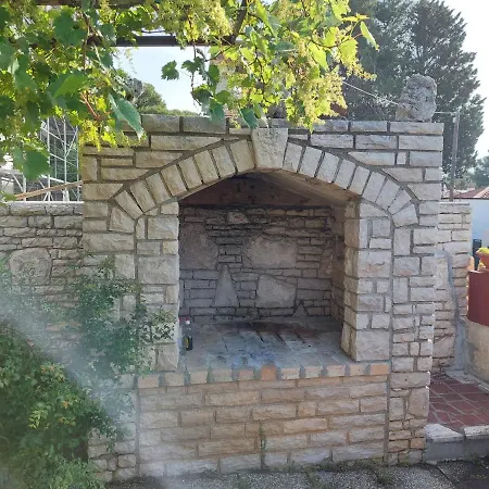 Garden Apartment Premantura